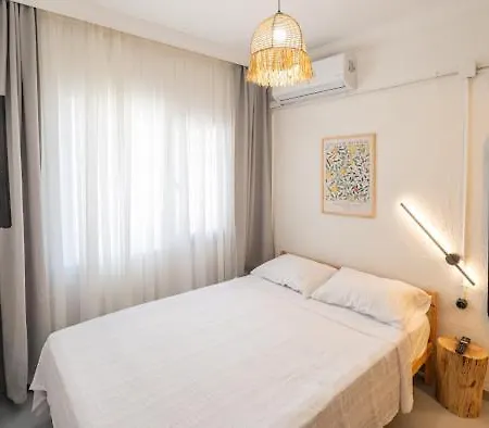 Miloz Hotel