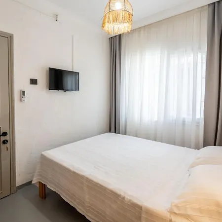 Miloz Hotel