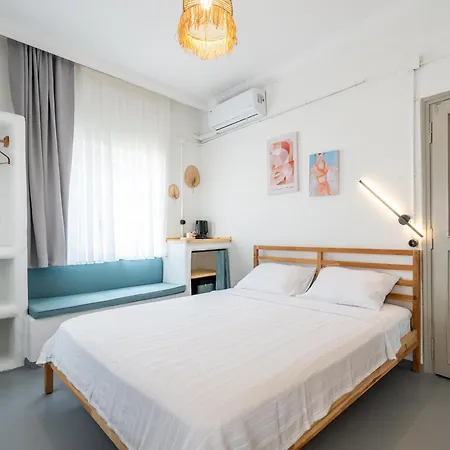 Miloz Hotel *